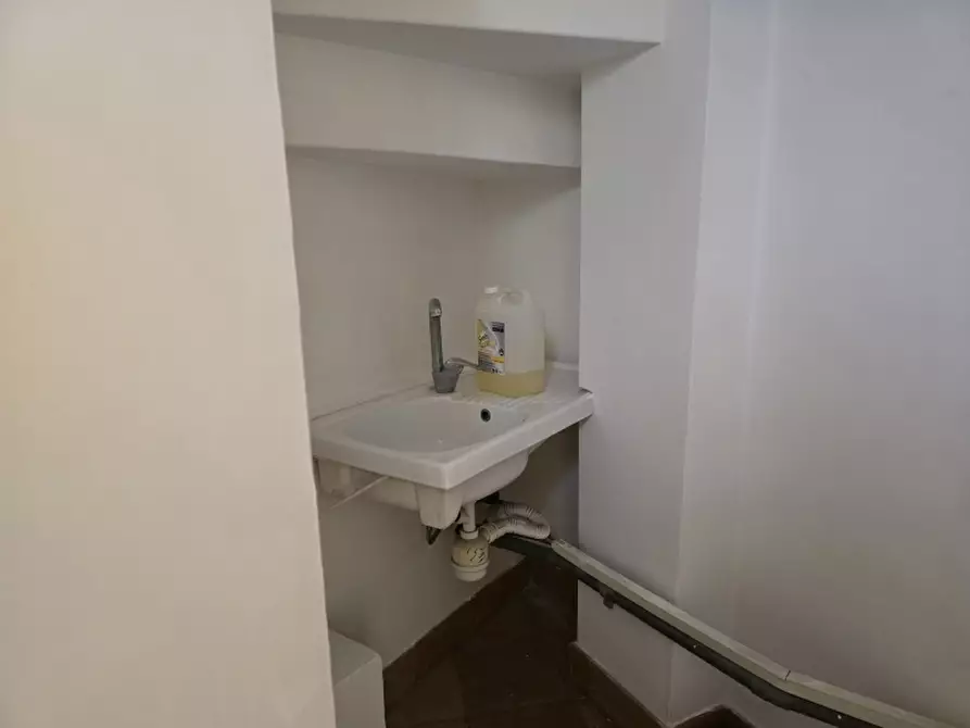 Immagine 36 di Appartamento in affitto  a Lecce