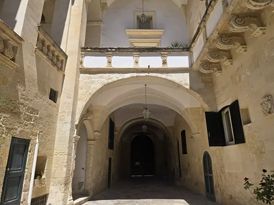 Immagine 5 di Appartamento in affitto  a Lecce