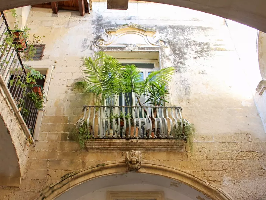 Immagine 10 di Appartamento in vendita  a Lecce