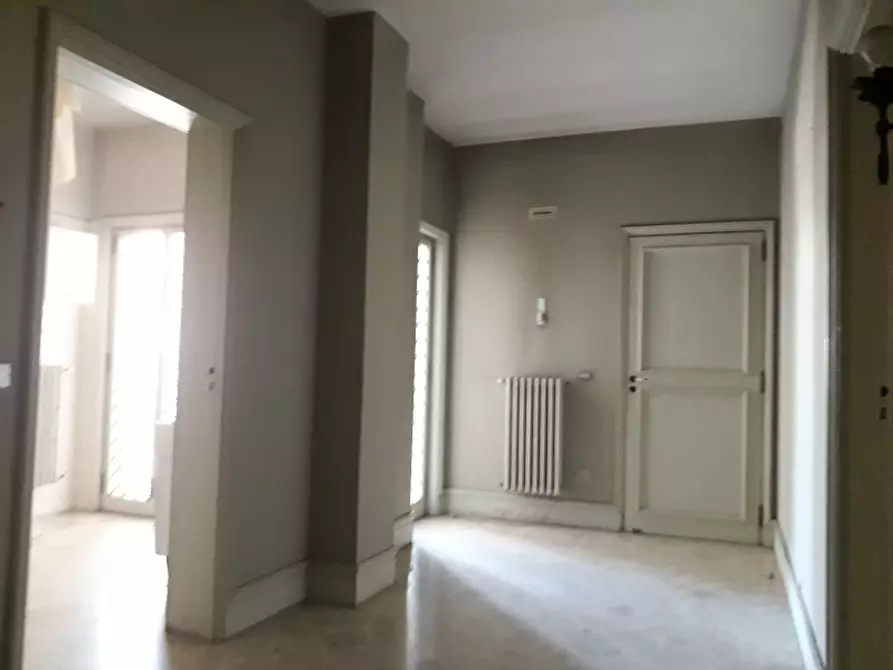 Immagine 31 di Villa in vendita  in Via Antonio Profilo 2 a Lecce
