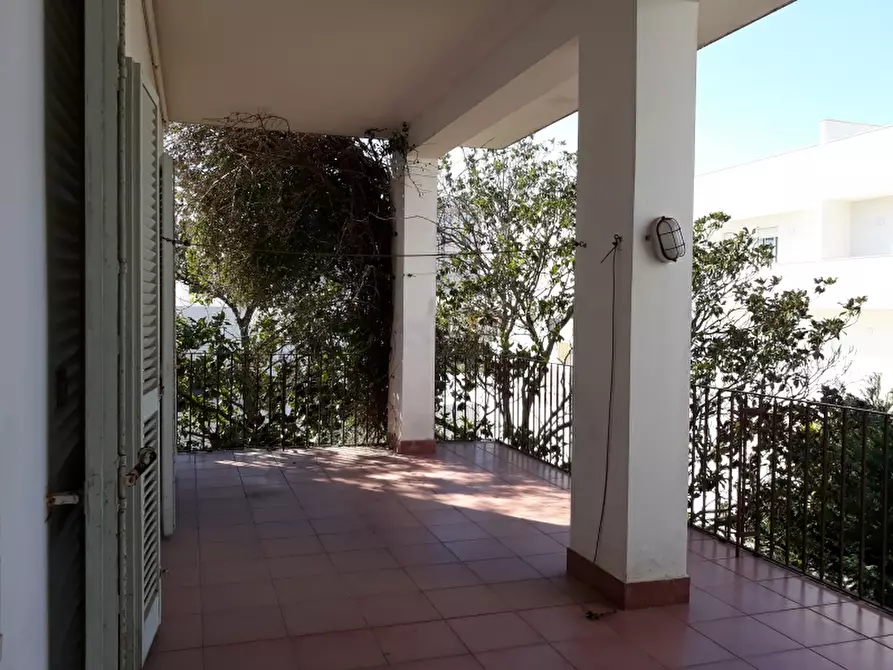 Immagine 33 di Villa in vendita  in Via Antonio Profilo 2 a Lecce