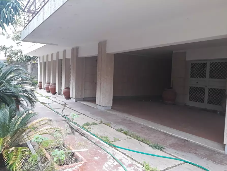 Immagine 1 di Villa in vendita  in Via Antonio Profilo 2 a Lecce