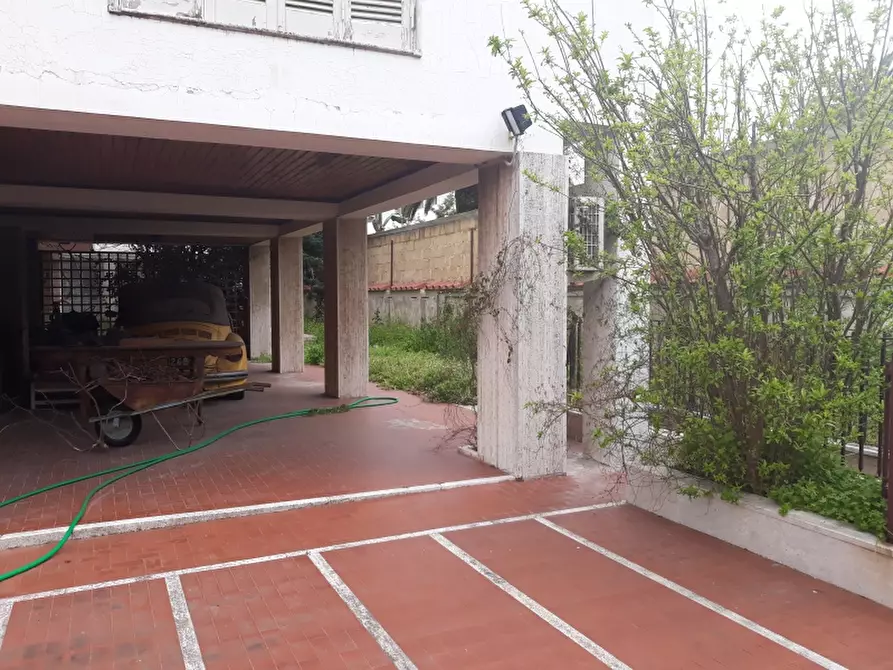 Immagine 2 di Villa in vendita  in Via Antonio Profilo 2 a Lecce