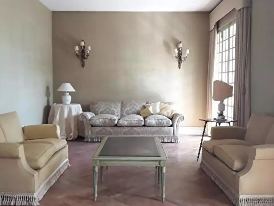 Immagine 13 di Villa in vendita  in Via Antonio Profilo 2 a Lecce