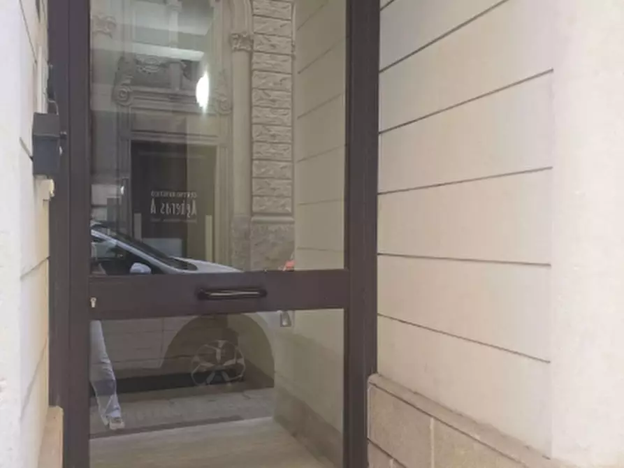 Immagine 1 di Appartamento in affitto  a Lecce