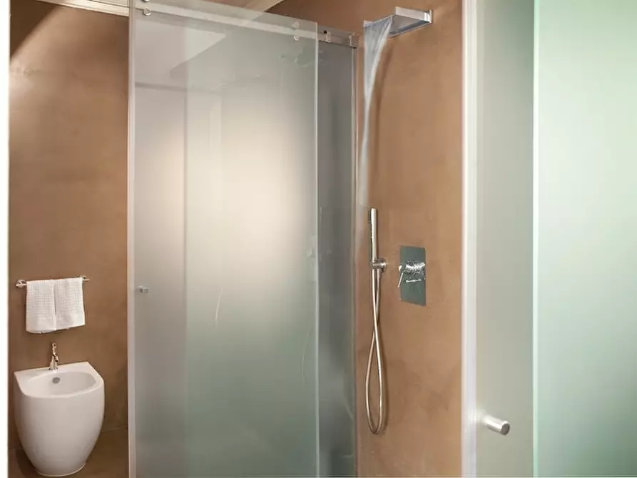 Immagine 5 di Immobile di prestigio in vendita  in Via Vittorio dei Prioli 42 a Lecce