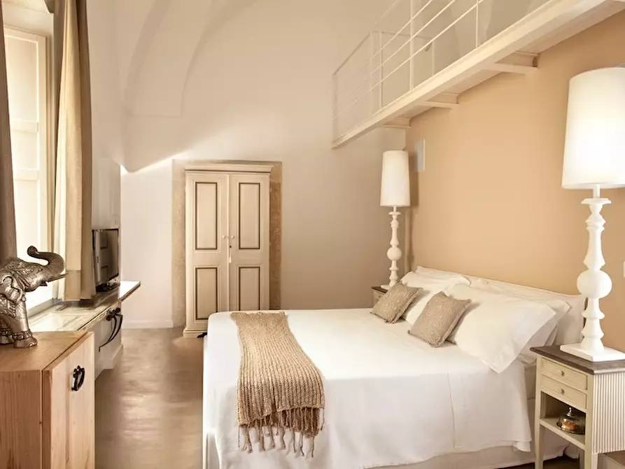 Immagine 2 di Immobile di prestigio in vendita  in Via Vittorio dei Prioli 42 a Lecce