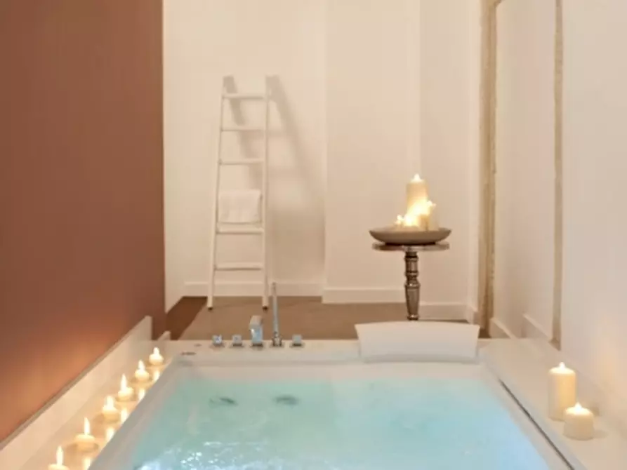 Immagine 19 di Immobile di prestigio in vendita  in Via Vittorio dei Prioli 42 a Lecce