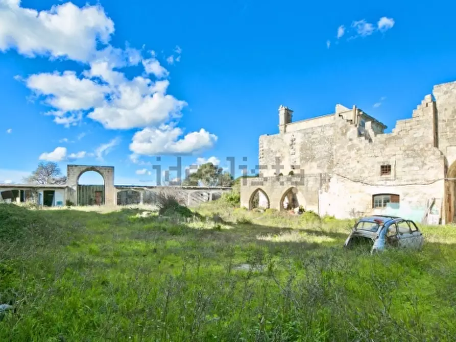 Immagine 1 di Masseria in vendita  in Contrada Li Marangi snc a Lecce