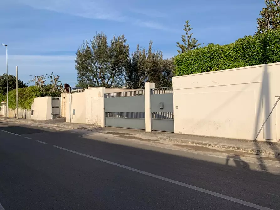 Immagine 4 di Magazzino in affitto  in Via Vecchia Frigole snc a Lecce