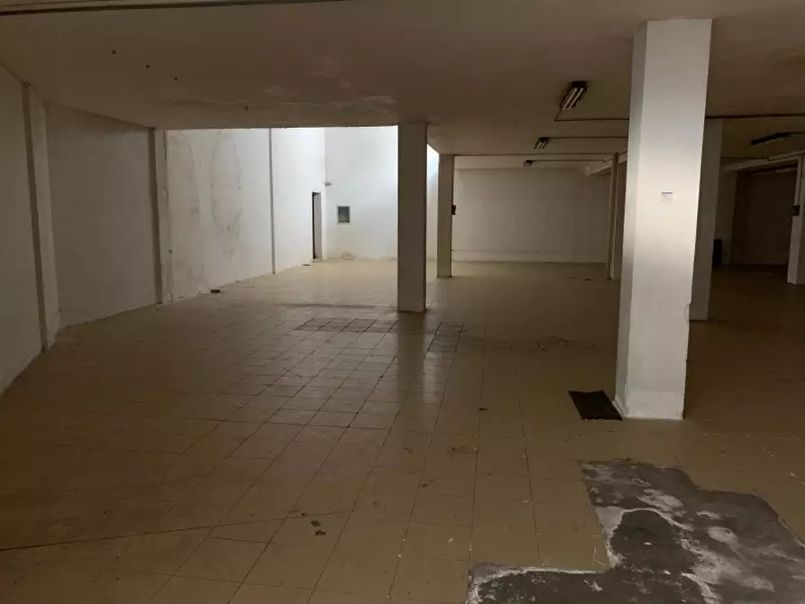 Immagine 9 di Magazzino in affitto  in Via Vecchia Frigole snc a Lecce