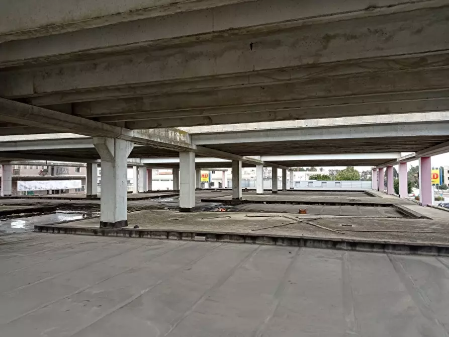 Immagine 5 di Attività commerciale in vendita  in Via di Leuca 150 a Cavallino