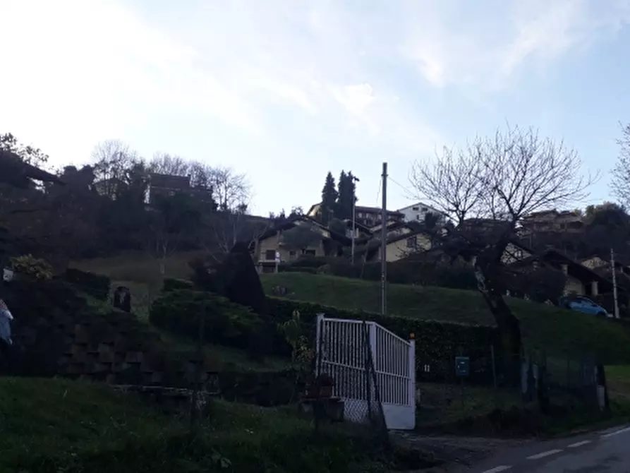 Immagine 4 di Rustico / casale in vendita  in VIA CHIERI -STRADA DEL CERVO 8 a Baldissero Torinese