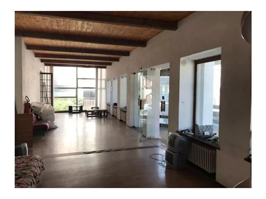 Immagine 13 di Albergo/B&B/Residence in vendita  in VIALE DELLA VITTORIA 31 a Bardonecchia