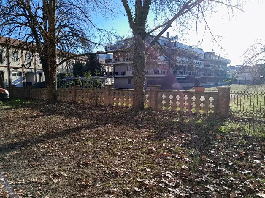 Immagine 2 di Appartamento in affitto  in VIALE FIUME a Chieri