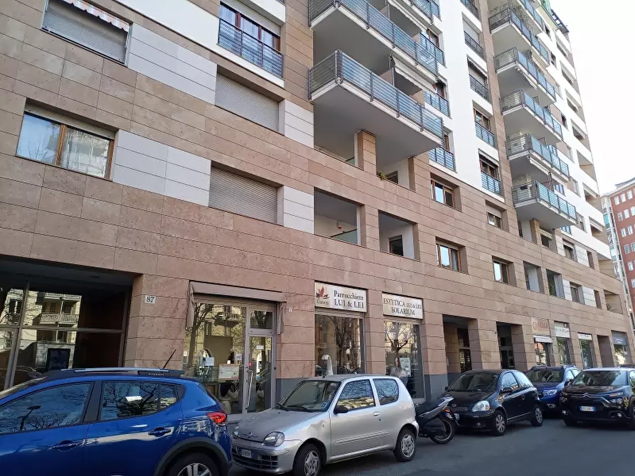 Immagine 1 di Attività commerciale in vendita  in Corso Ferrucci 89 a Torino