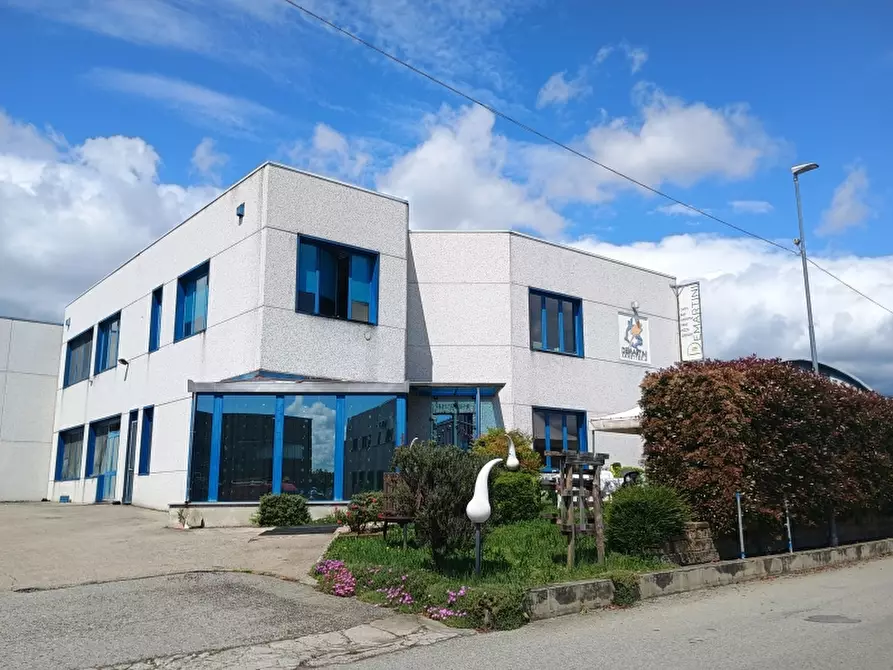 Immagine 6 di Attività commerciale in vendita  in STRADA VALPERGA 27 a Salassa