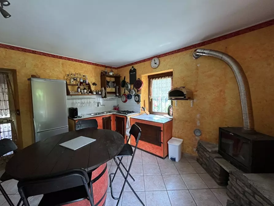 Immagine 4 di Azienda agricola in vendita  in REGIONE COLFACERO 3 a Gravere