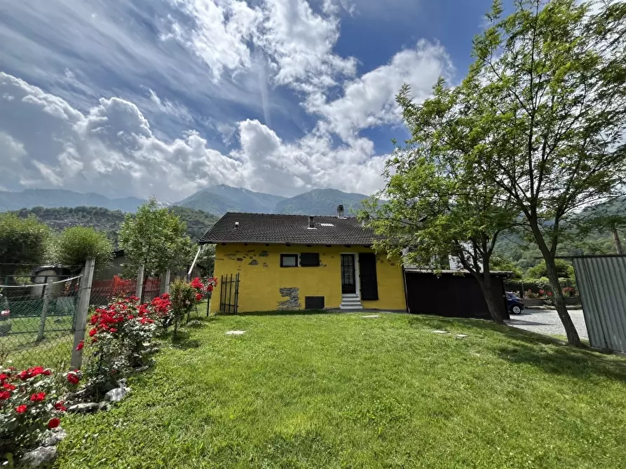 Immagine 7 di Azienda agricola in vendita  in REGIONE COLFACERO 3 a Gravere