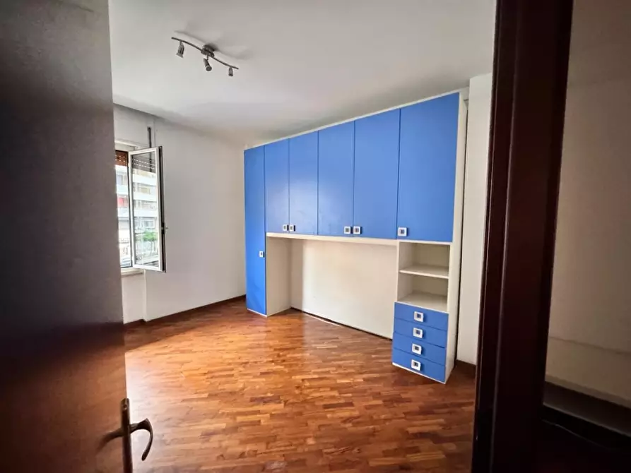 Immagine 8 di Appartamento in vendita  in VIA CAMESENA 4 a Roma