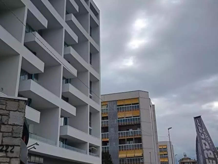 Immagine 1 di Locale commerciale in vendita  in CORSO FRANCIA 222 a Collegno