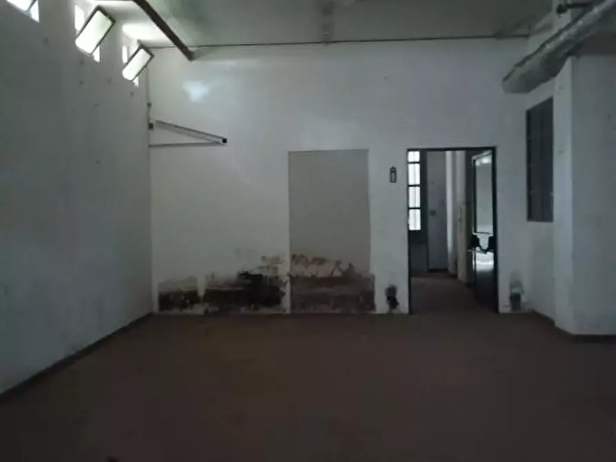 Immagine 7 di Locale commerciale in vendita  in CORSO FRANCIA 222 a Collegno