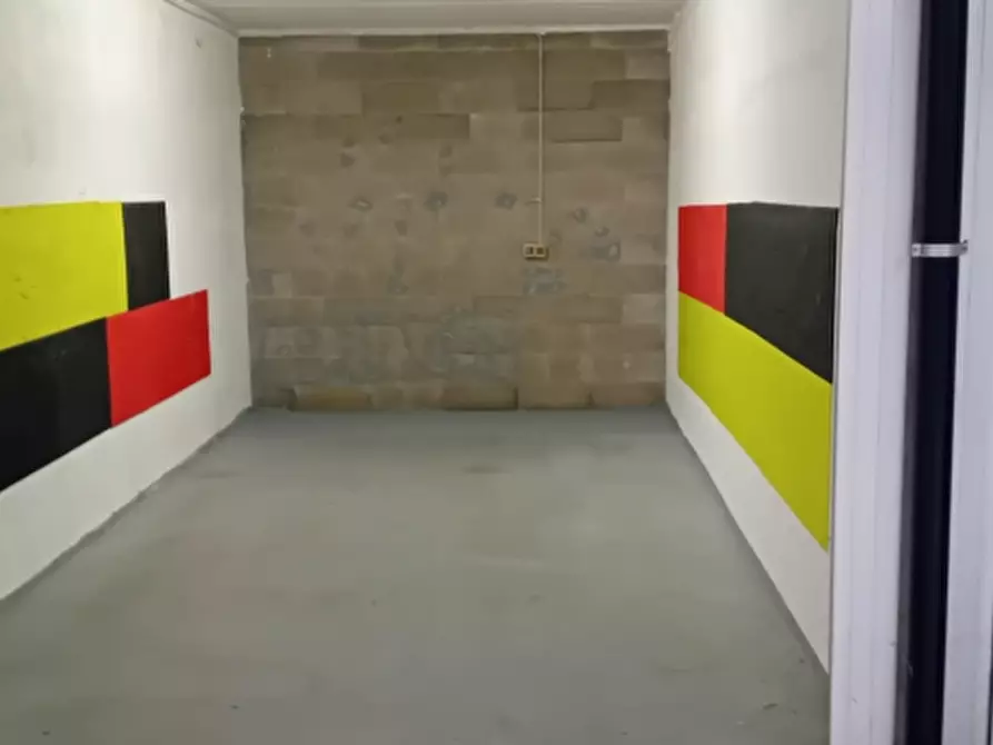 Immagine 12 di Box auto in vendita  a Torino