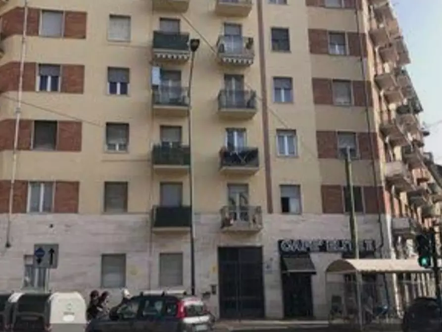 Immagine 2 di Box auto in vendita  a Torino