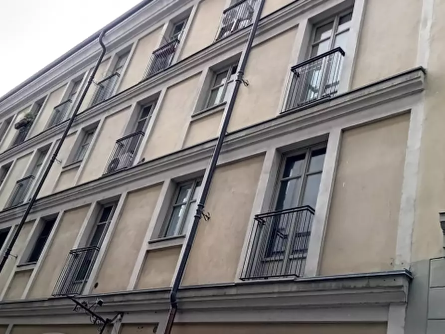 Immagine 2 di Posto auto in vendita  in VIA BELLEZIA 5 a Torino