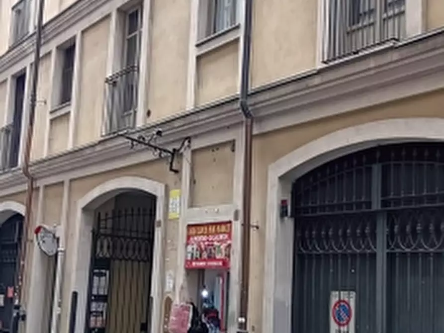 Immagine 1 di Posto auto in vendita  in VIA BELLEZIA 5 a Torino
