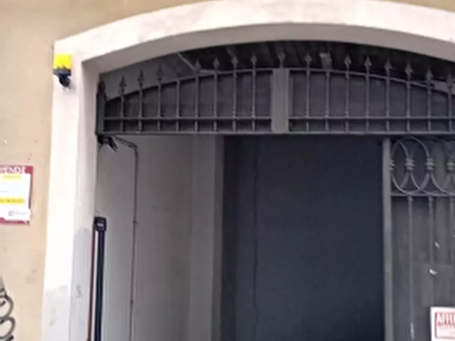 Immagine 8 di Posto auto in vendita  in VIA BELLEZIA 5 a Torino