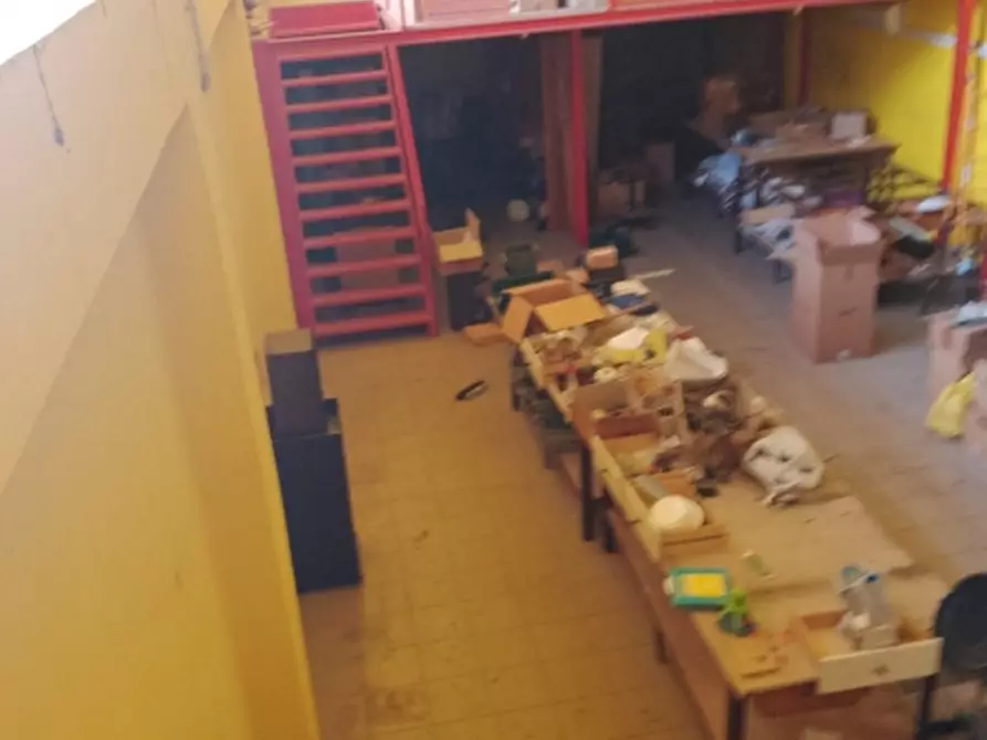 Immagine 7 di Locale commerciale in affitto  in via Trieste 2 a Sedriano