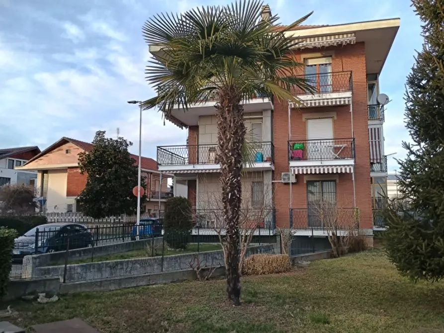 Immagine 21 di Appartamento in vendita  in VIA GRAMSCI 1 a Torino