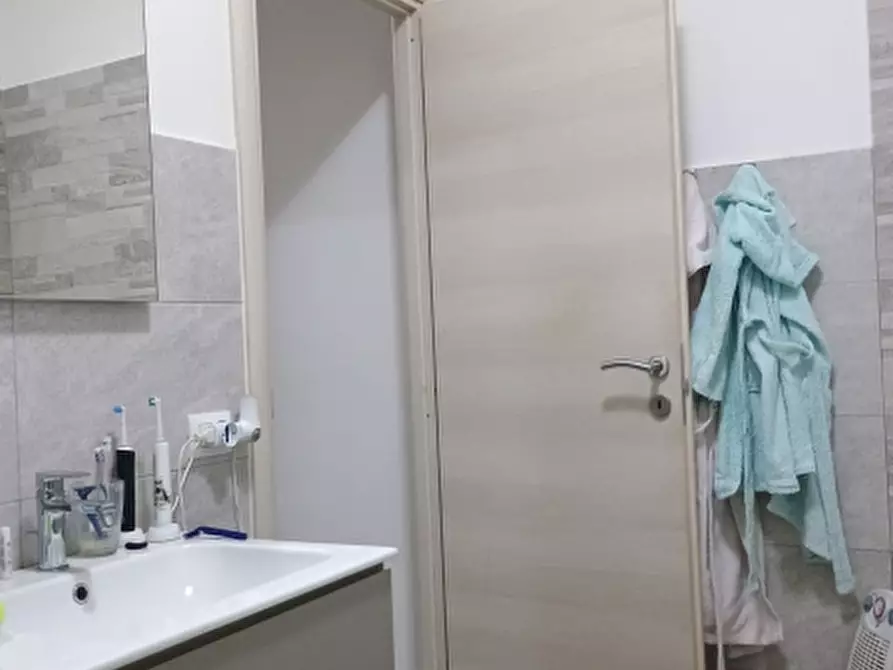 Immagine 9 di Appartamento in vendita  in VIA GRAMSCI 1 a Torino