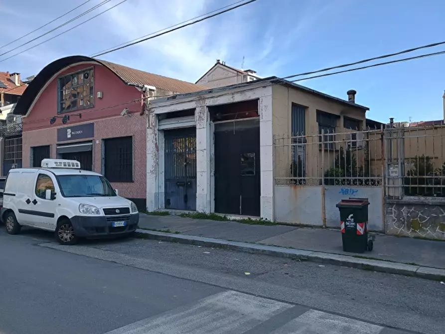 Immagine 1 di Laboratorio in vendita  in VIA CREA 15 a Torino
