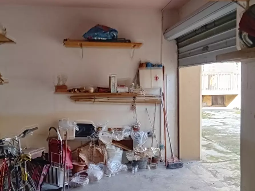 Immagine 4 di Garage in vendita  a Torino