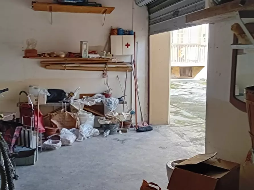 Immagine 5 di Garage in vendita  a Torino