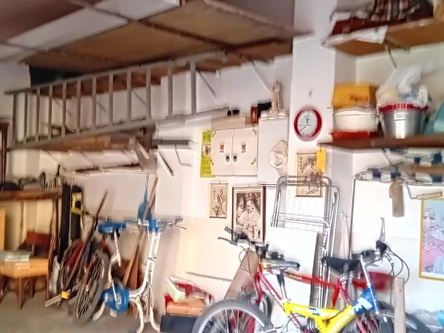 Immagine 7 di Garage in vendita  a Torino