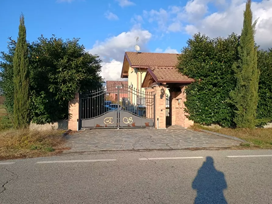 Immagine 4 di Villa in vendita  a Leini