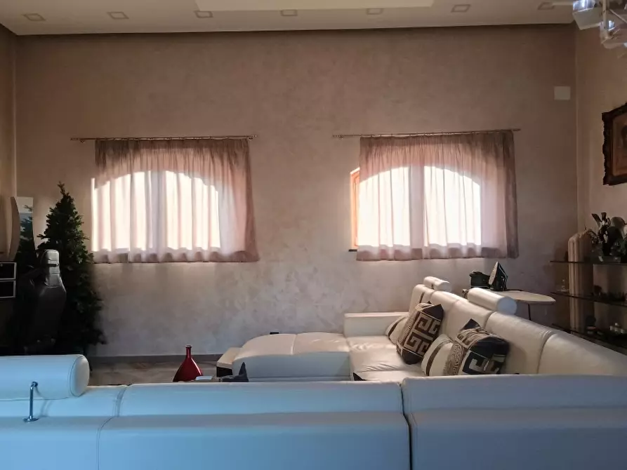 Immagine 20 di Villa in vendita  a Leini