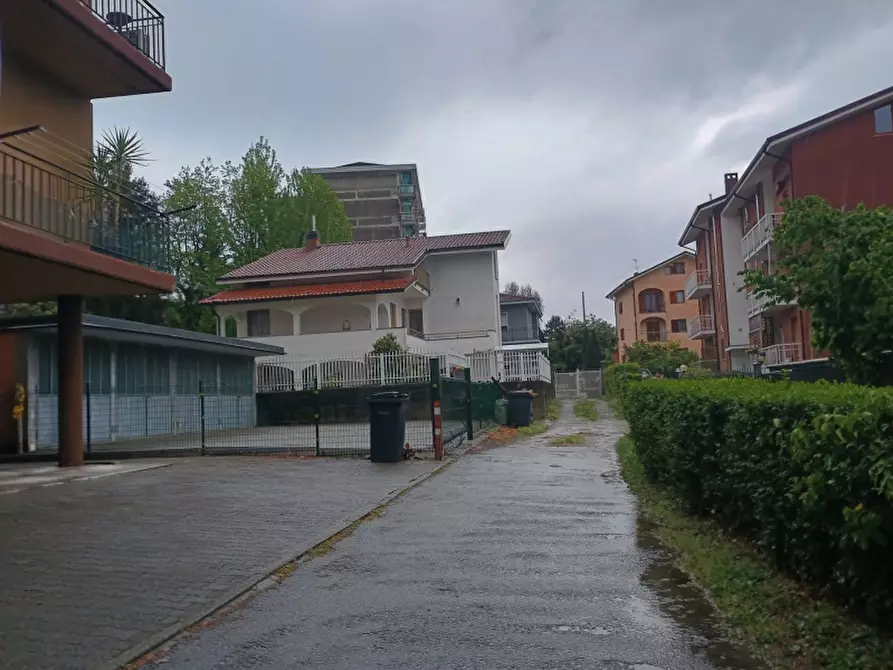 Immagine 2 di Villa in vendita  a Ivrea