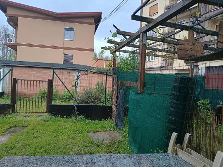 Immagine 11 di Villa in vendita  a Ivrea