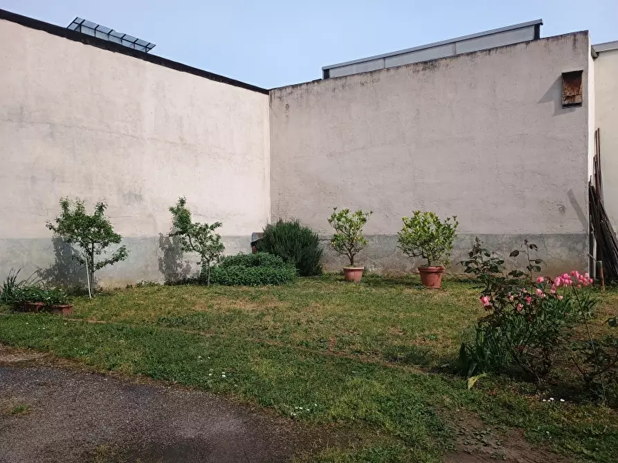 Immagine 2 di Appartamento in vendita  a Torino