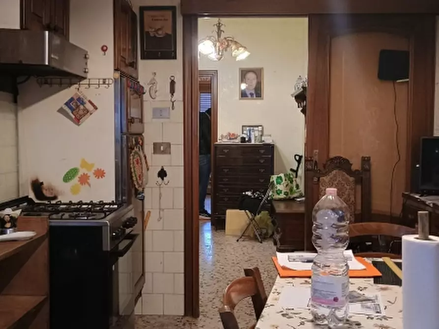 Immagine 10 di Appartamento in vendita  a Torino