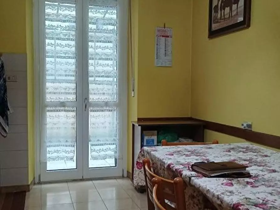 Immagine 5 di Appartamento in vendita  in VIA CAMBURZANO 1-3 a Torino