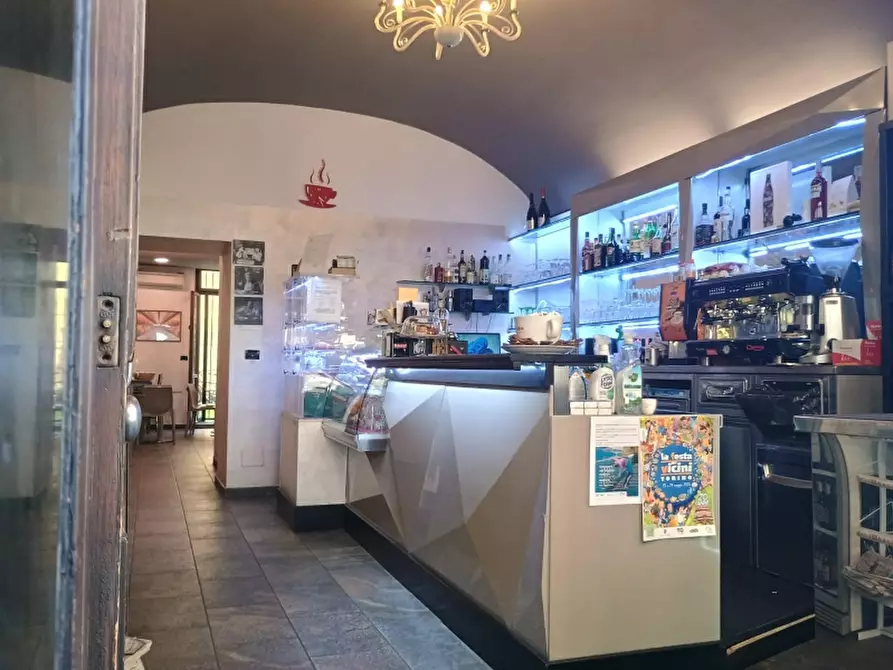 Immagine 13 di Attività commerciale in vendita  in via SAN SECONDO 30 a Torino