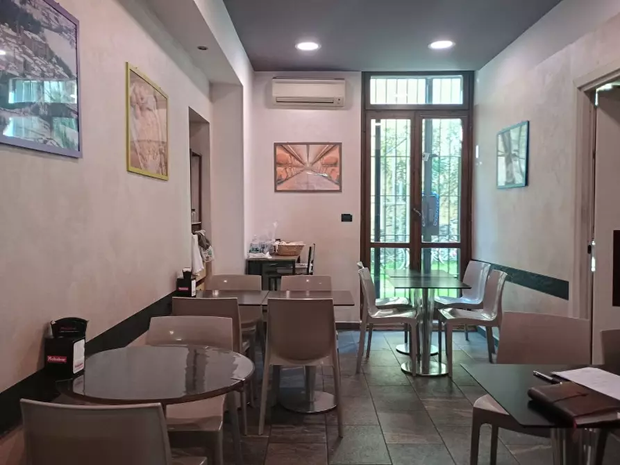 Immagine 17 di Attività commerciale in vendita  in via SAN SECONDO 30 a Torino