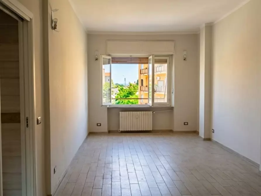 Immagine 1 di Appartamento in vendita  a Asti