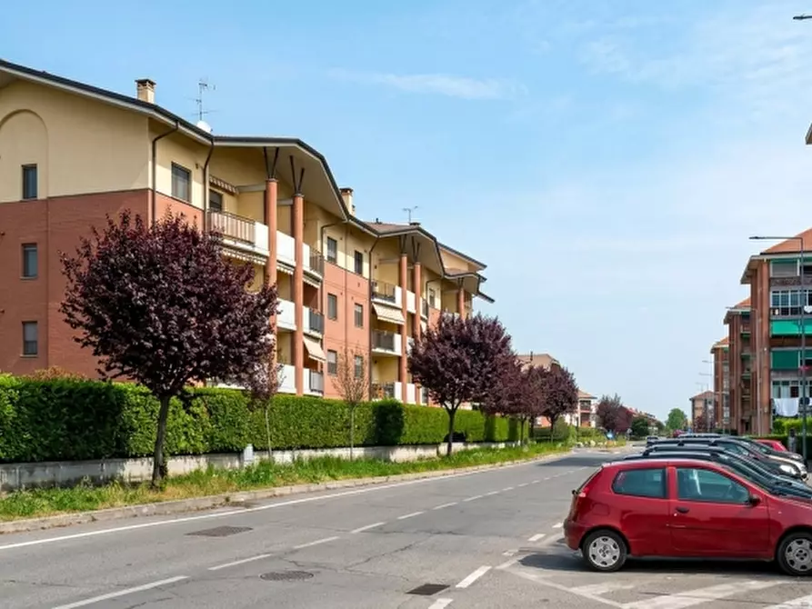 Immagine 5 di Garage in vendita  a Torino