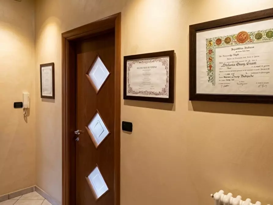 Immagine 8 di Appartamento in vendita  a Torino